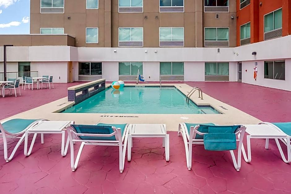 Holiday Inn Express & Suites Houston Westchase - Westheimer By IHG