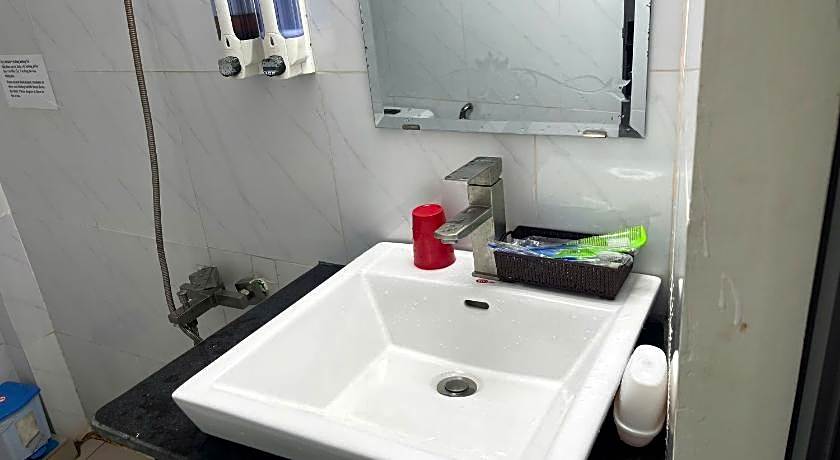 Khách sạn Thái Sơn
