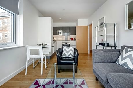 Roomspace Serviced Apartments - Swan House