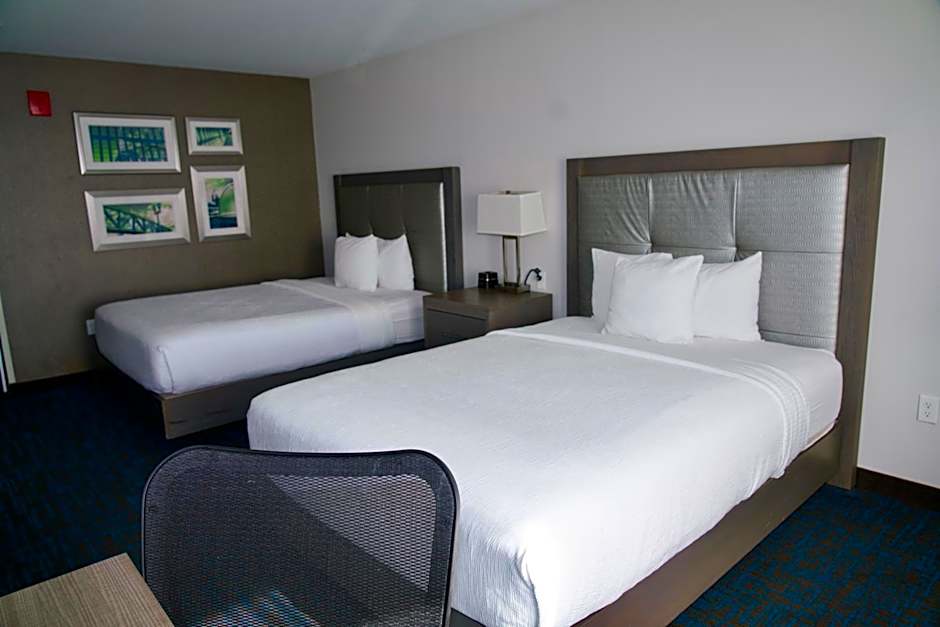 La Quinta Inn & Suites by Wyndham St Paul-Woodbury