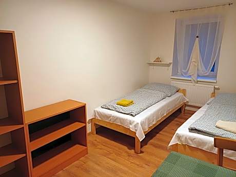 Twin Room with Shared Toilet