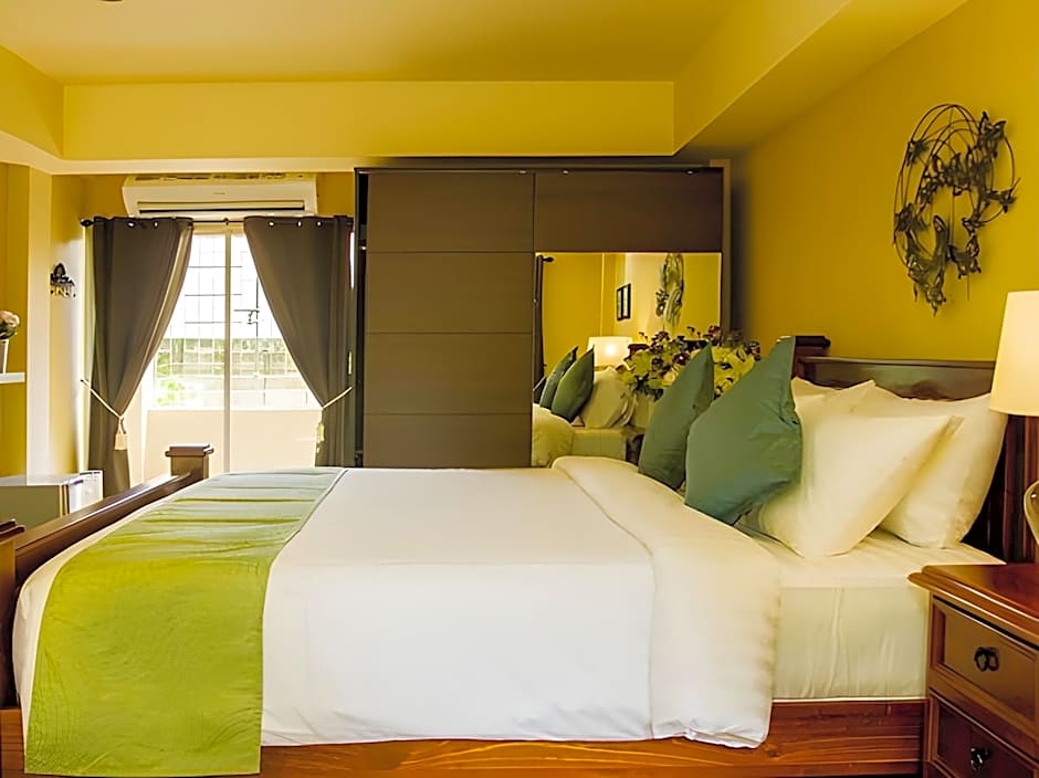 The One Sabai Living