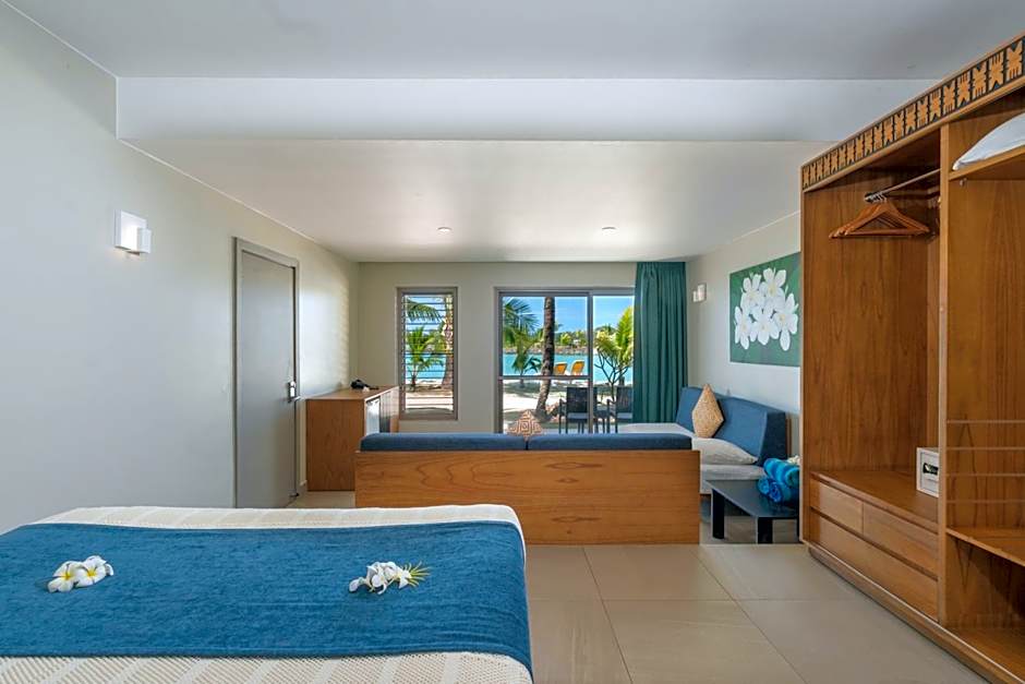 Photo 1 of 5 of Beachfront