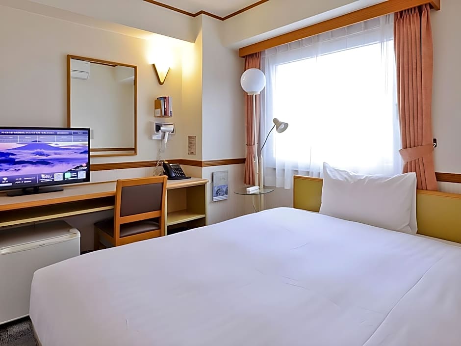 Toyoko Inn Shin-Shirakawa Ekimae