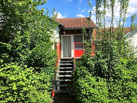 Apartment (3 Adults)