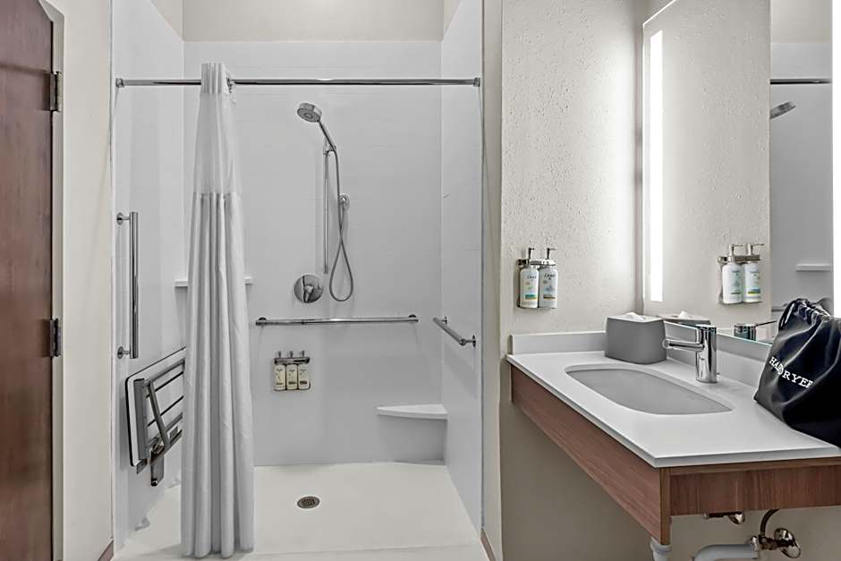 Holiday Inn Express Monticello By IHG