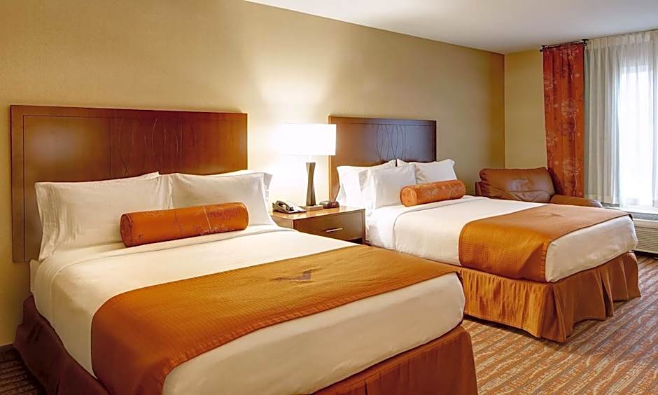 Phoenix Inn Suites Albany