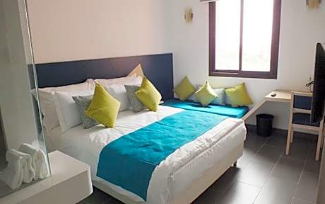 Double Room with Pool View