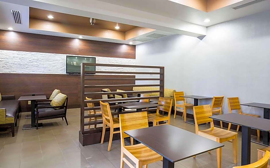 Country Inn & Suites by Radisson, Gainesville, FL