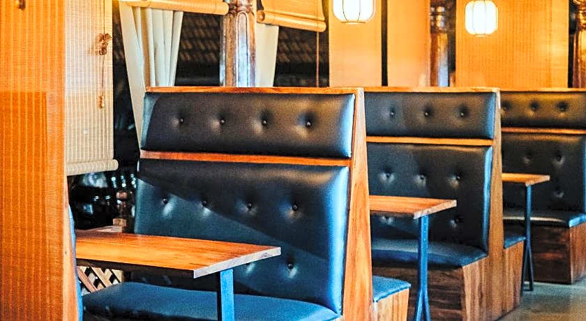 Yushili Hotel & Restaurant