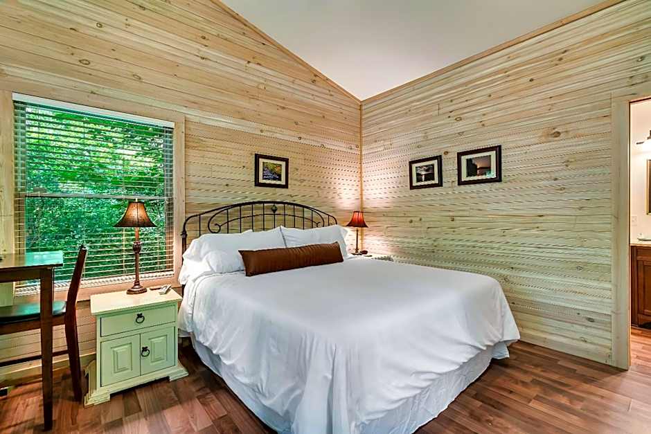 Rivers Edge Treehouses