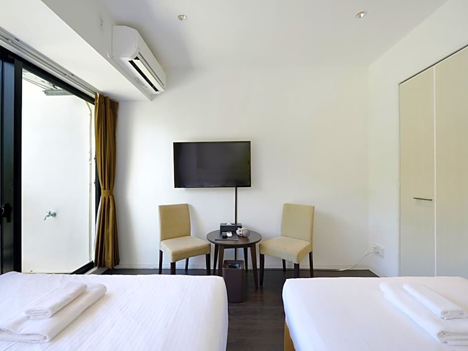 Karry CONDO CHURAUMI