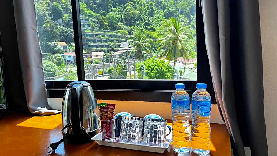 Coco Mountain View Guest House Hotel