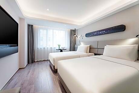 Atour Light Hotel Dalian Xian Road Henglong Shopping Center