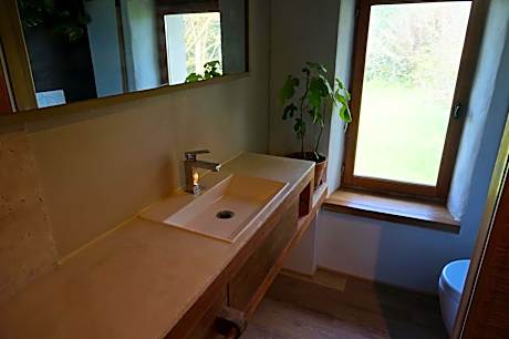 Deluxe Double Room with Shower