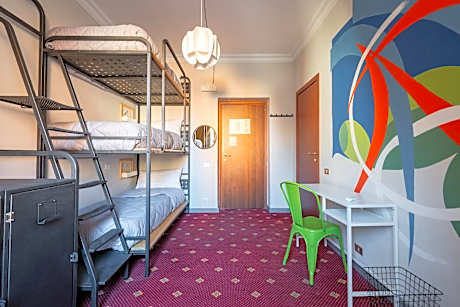 6 Bed Female Dormitory
