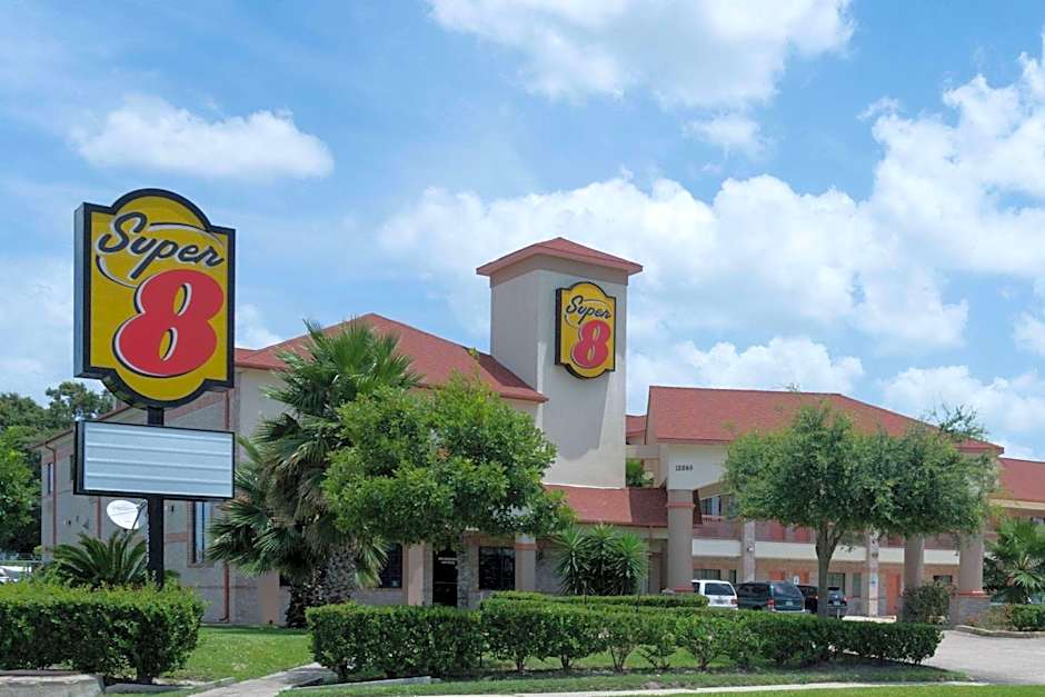 Super 8 by Wyndham Stafford Sugarland Area