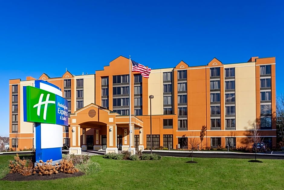 Holiday Inn Express & Suites South Portland, an IHG Hotel