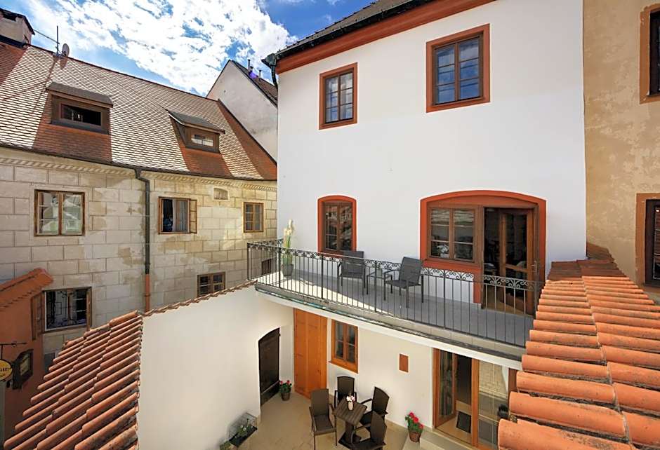 Castle View Apartments