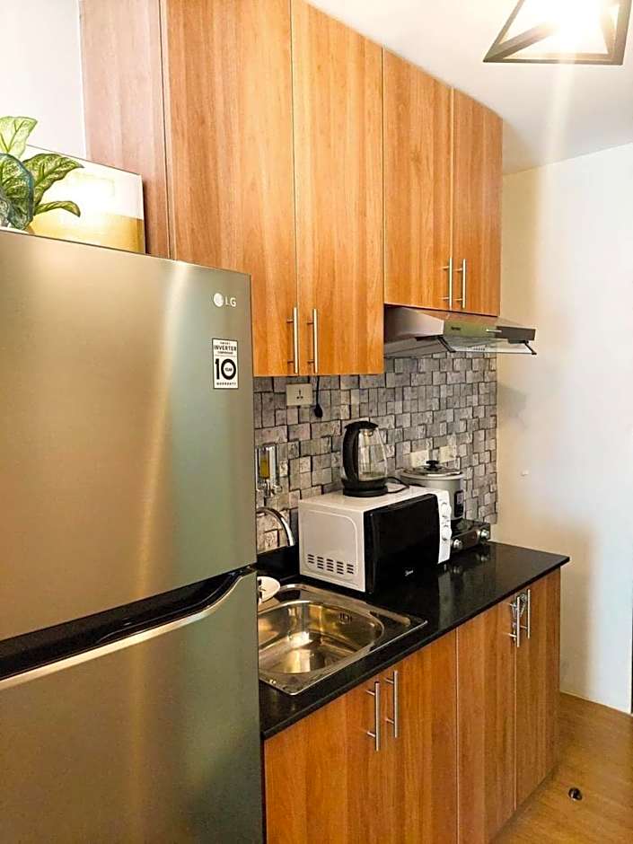 Serenity Stay Condo at 19th floor The Loop Tower Limketkai Center Lucky 19