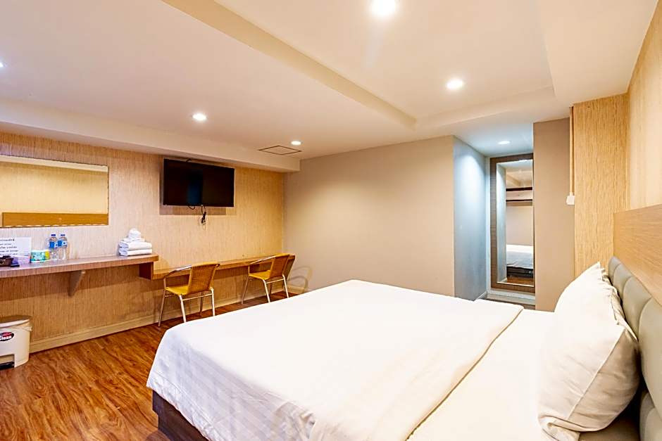 Oun Residence