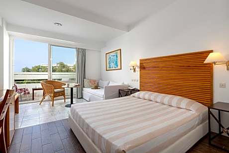 Double Room, Partial Sea View (1 King Bed and 2 Twin Sofa Beds)