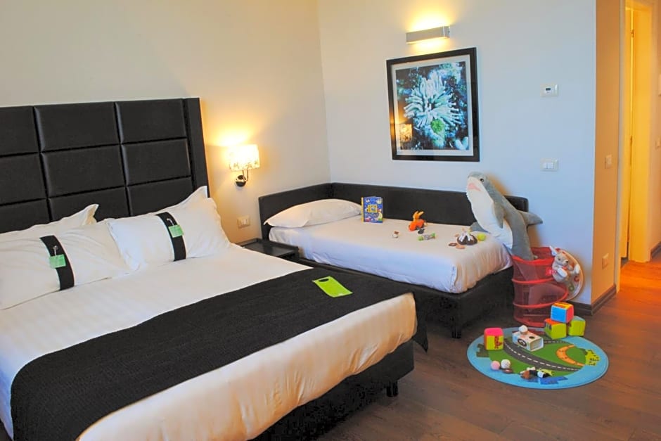Holiday Inn Genoa City By IHG