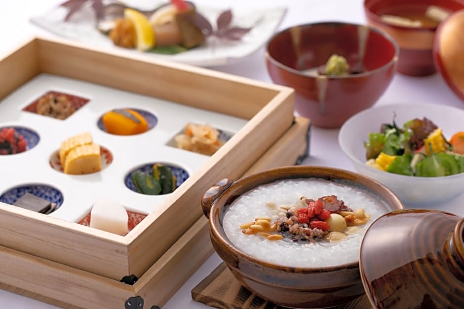 Yufuin Onsen Toshoan