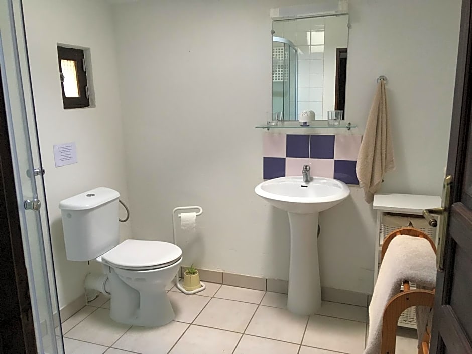 Le Jardin de Rose 24 FEUILLEBERT Romagne 86700