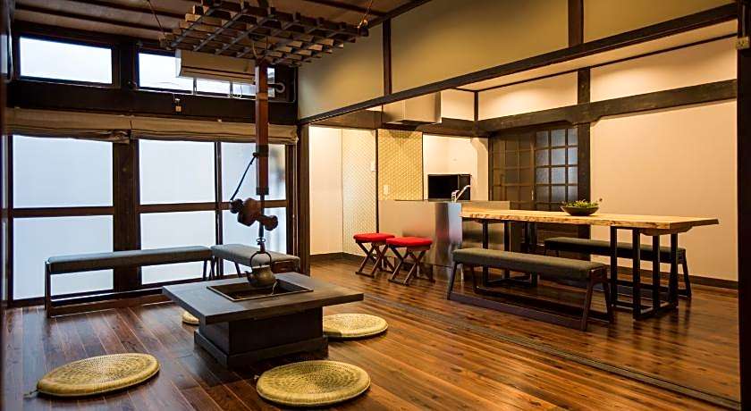 TEMPLE HOTEL TAKAYAMA ZENKOJI