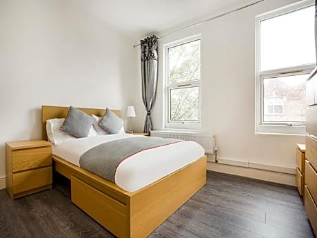 The Broadway Hotel - London Heathrow