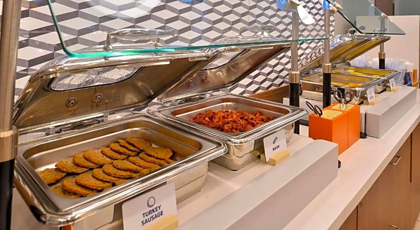 Holiday Inn Express And Suites Liberal By IHG