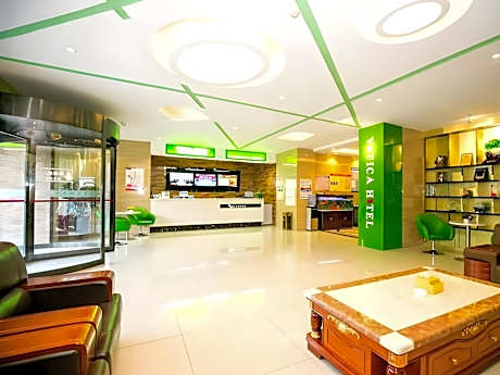 GreenTree Hospitality Group Ltd Vatica Jiuquan West Han Shengsheng Shengshi Hotel