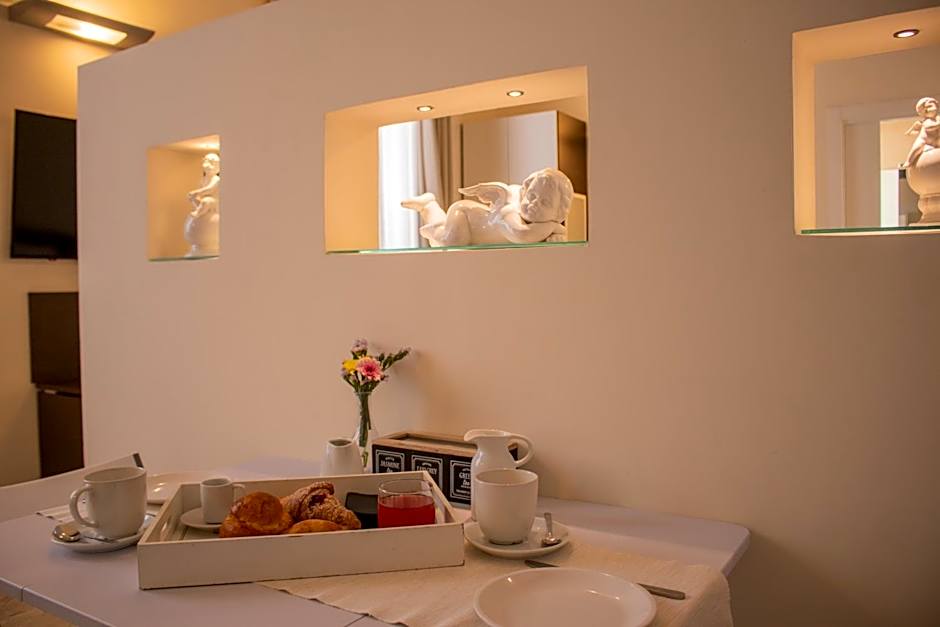 Apollo Suites