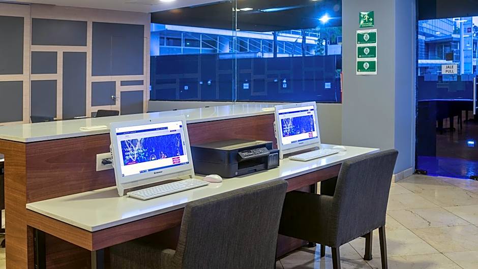 Holiday Inn Express Mexico Santa Fe By IHG