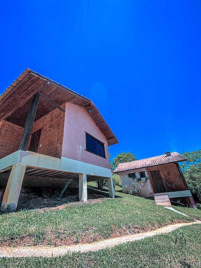 Chalés com Hidromassagem e Lareira em Visconde de Mauá, Prox Pedra Selada, Pousada Leal Chalés