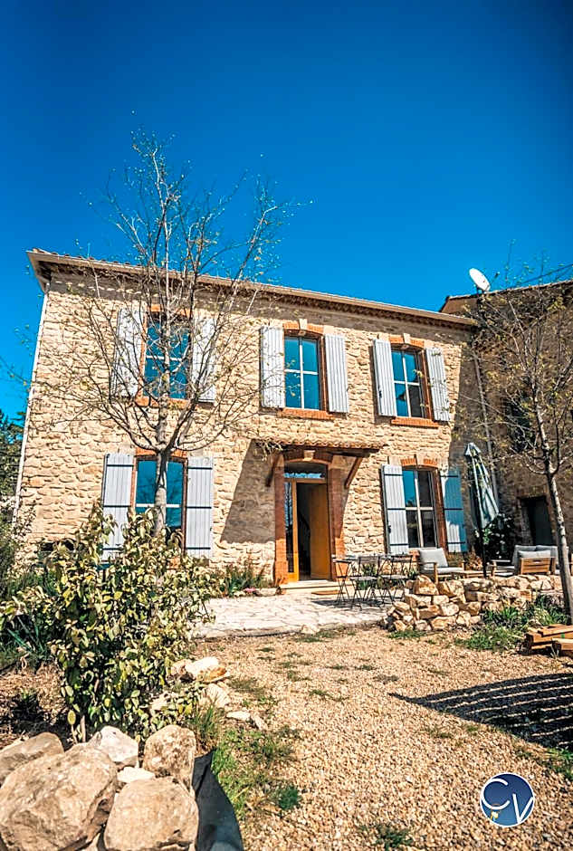 Maison de village avec piscine