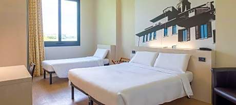 Triple Room - Disability Access