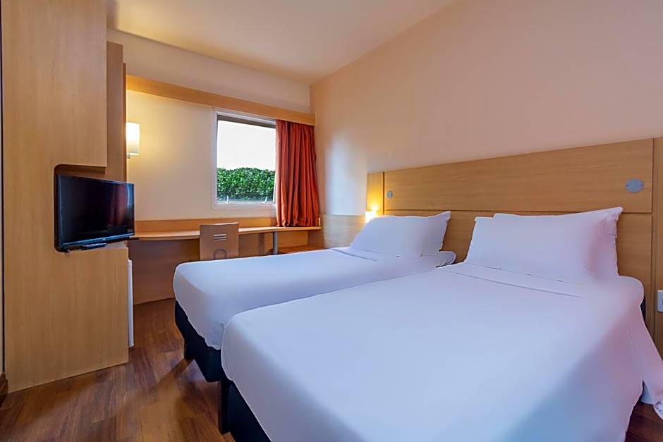 ibis Campo Grande