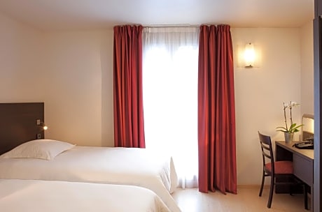 Comfort Twin Room
