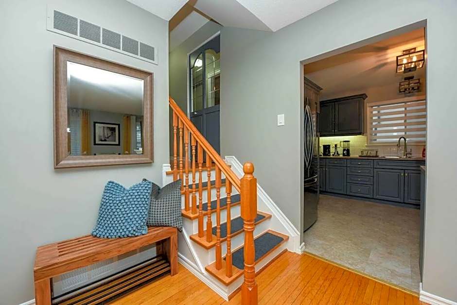 Bright & Cozy 4BR Home for Your Family Stay With Optional Pool Access