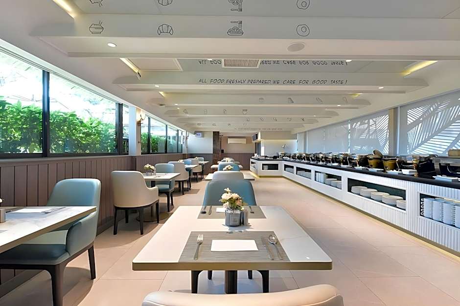 Centre Point Pratunam Hotel