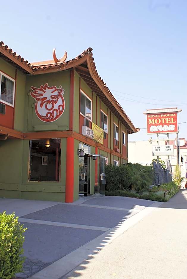 Royal Pagoda Motel