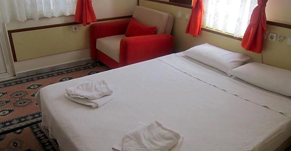 Hotel Red Rose