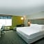 Holiday Inn Express Hotel & Suites Columbus By IHG
