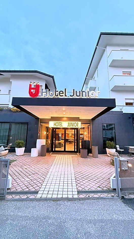 Hotel Junior by OasiGroup Hotels