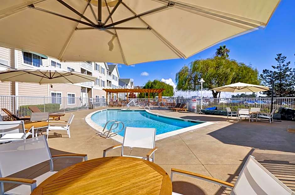 Homewood Suites By Hilton Oakland-Waterfront