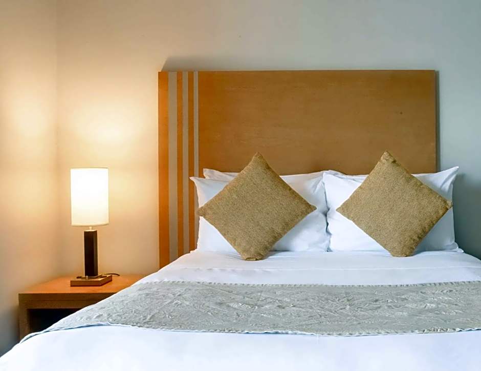 Coast Osoyoos Beach Hotel