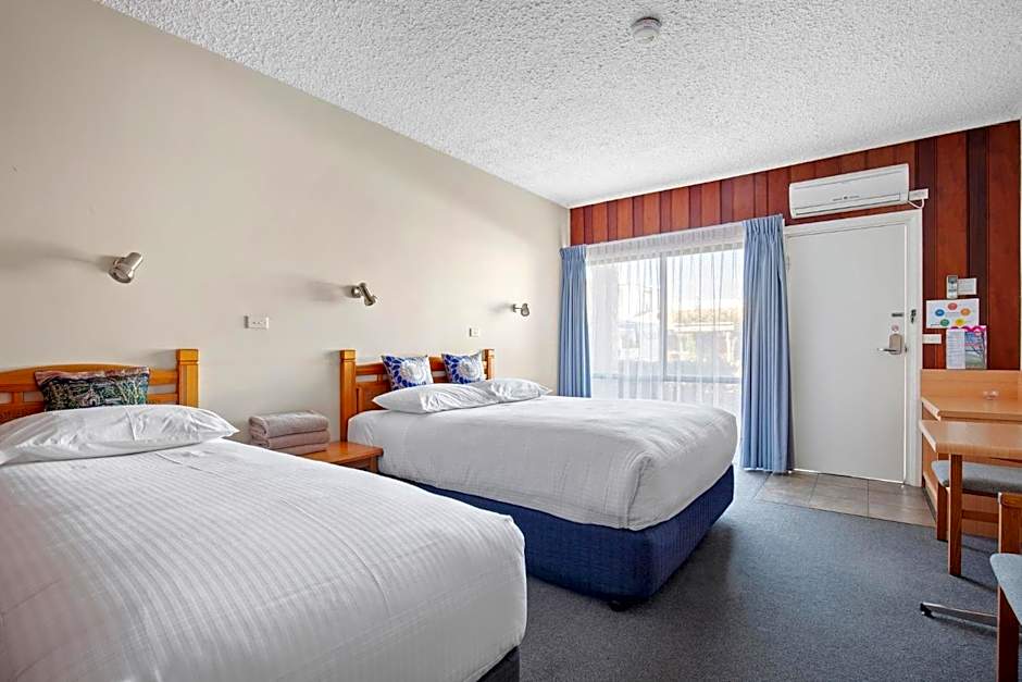 Banjo Paterson Motor Inn