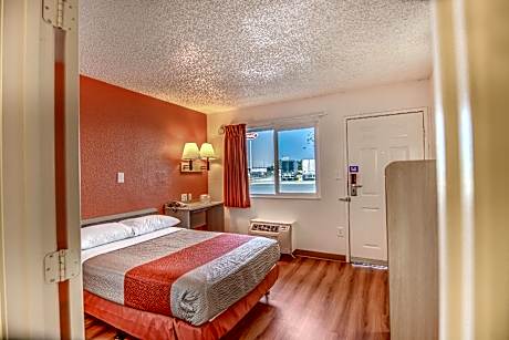 1 KB | Extended Suite, Non-Smoking